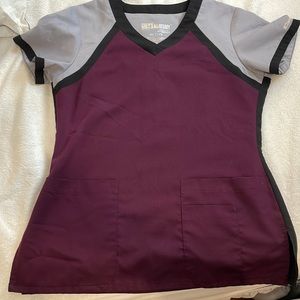 Greys Anatomy Purple and grey/black scrub top size small (no flaws)